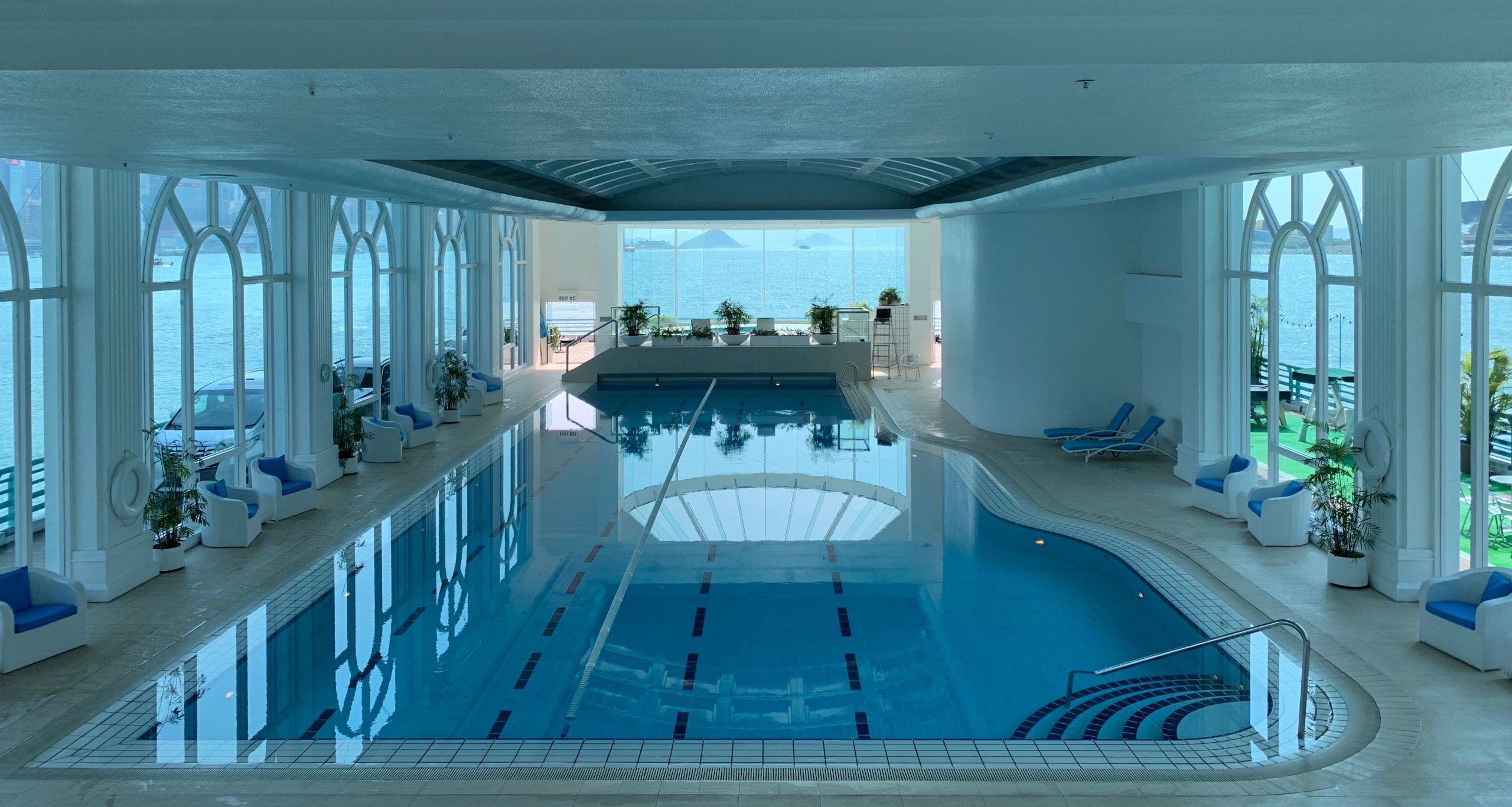 Modern indoor pool by Art Water